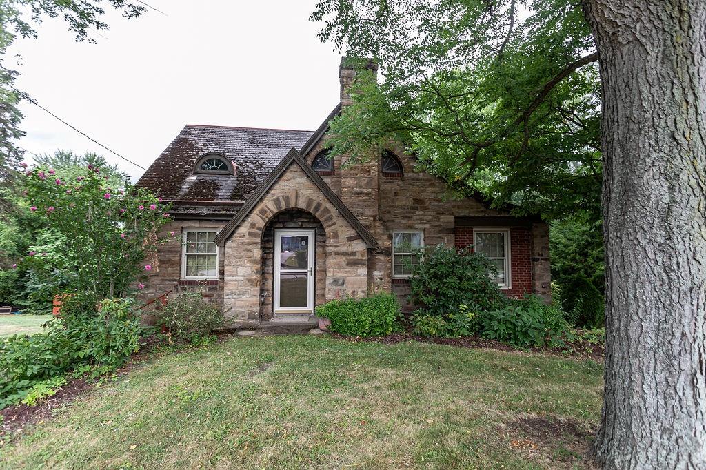 596 Morgantown Road Uniontown, PA 15401 - Photo 2 of 45 Gallery Image 2