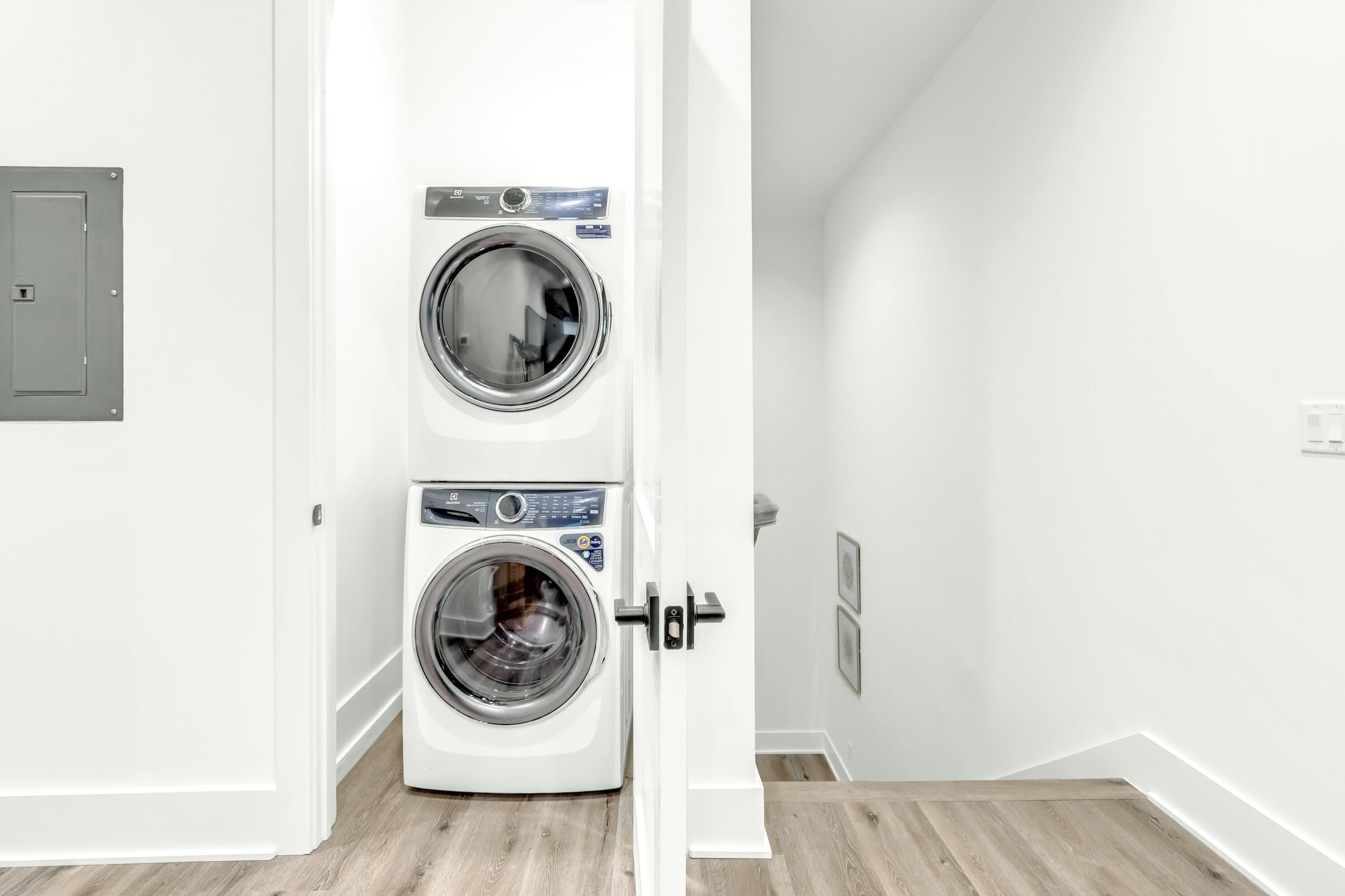 20 Sea Croft Drive Santa Rosa Beach, FL 32459 - Photo 42 of 54 a utility room with dryer and washer