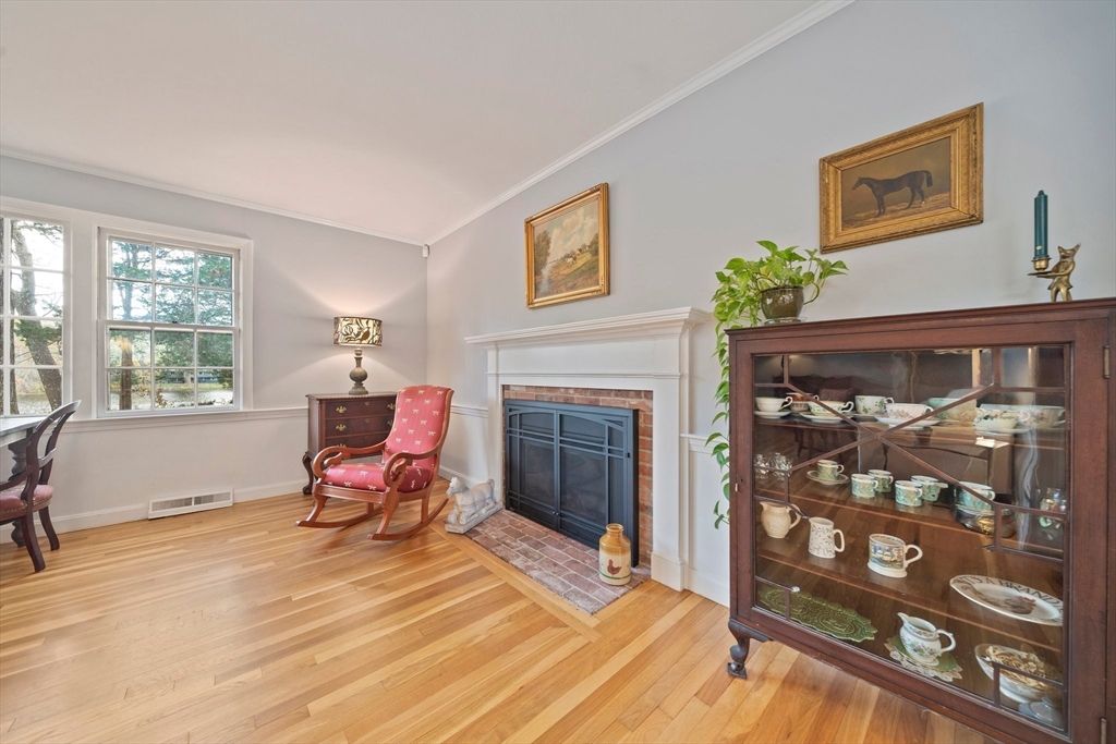 61 Damons Point Road Marshfield, MA 02050 - Photo 10 of 42 Gallery Image 10