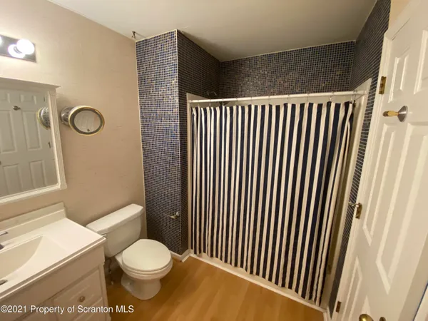 $2,000 | 32 Briarwood Way, Clarks Summit, PA 18411