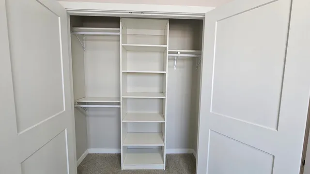 $414,900 | 706 Tambour Court, De Pere, WI 54115