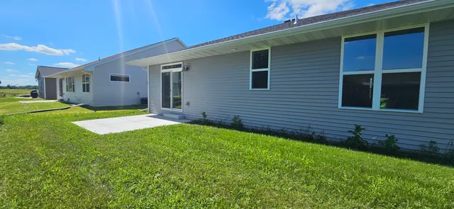 $414,900 | 706 Tambour Court, De Pere, WI 54115