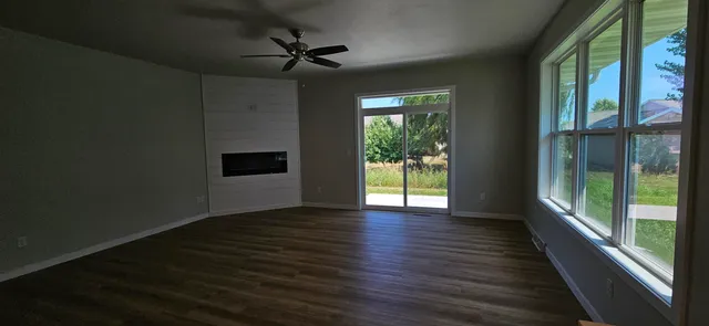 $414,900 | 706 Tambour Court, De Pere, WI 54115