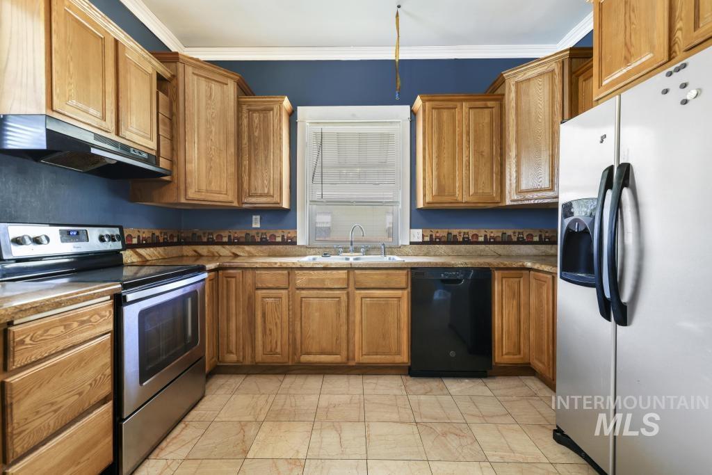 242 8th Avenue East Twin Falls, ID 83301 - Photo 12 of 39