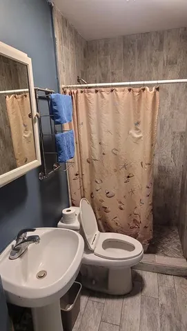 $1,800 | 324 Indiana Street, Hollywood, FL 33019