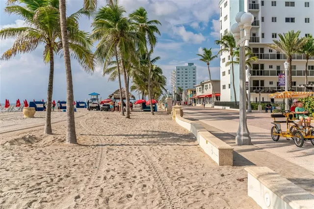 $1,800 | 324 Indiana Street, Hollywood, FL 33019