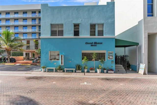 $1,800 | 324 Indiana Street, Hollywood, FL 33019