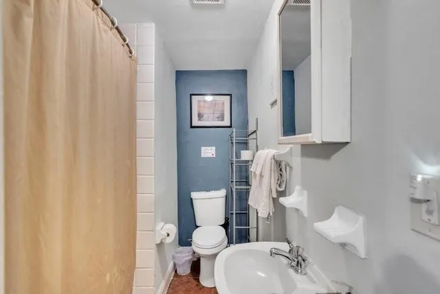 $1,800 | 324 Indiana Street, Hollywood, FL 33019