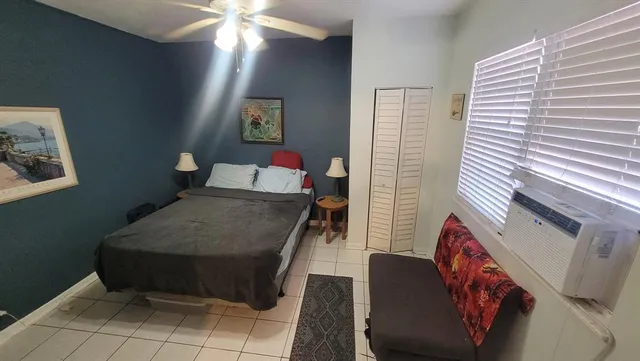 $1,800 | 324 Indiana Street, Hollywood, FL 33019