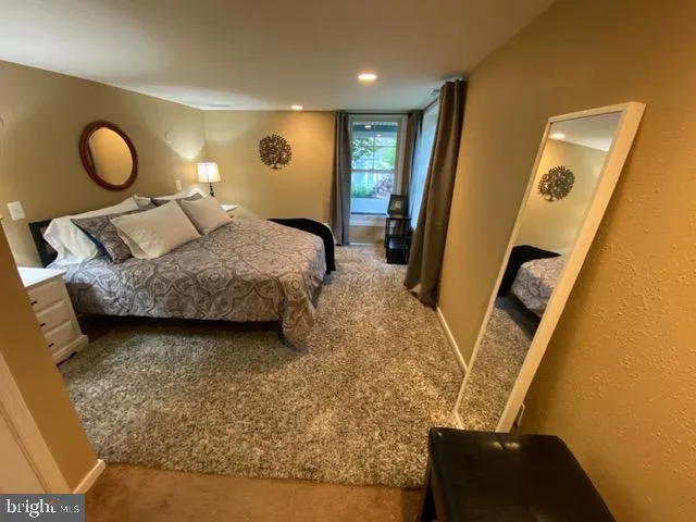 $2,650 | 8613 Brandt Place, Bethesda, MD 20814