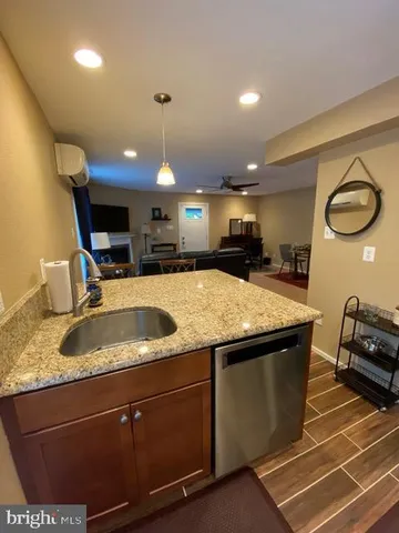 $2,650 | 8613 Brandt Place, Bethesda, MD 20814