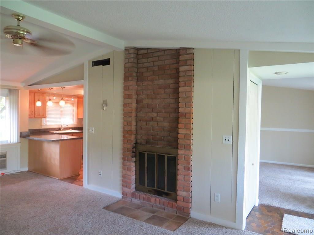 2157 South Commerce Road Walled Lake, MI 48390 - Photo 7 of 25 June 2016 253.JPG