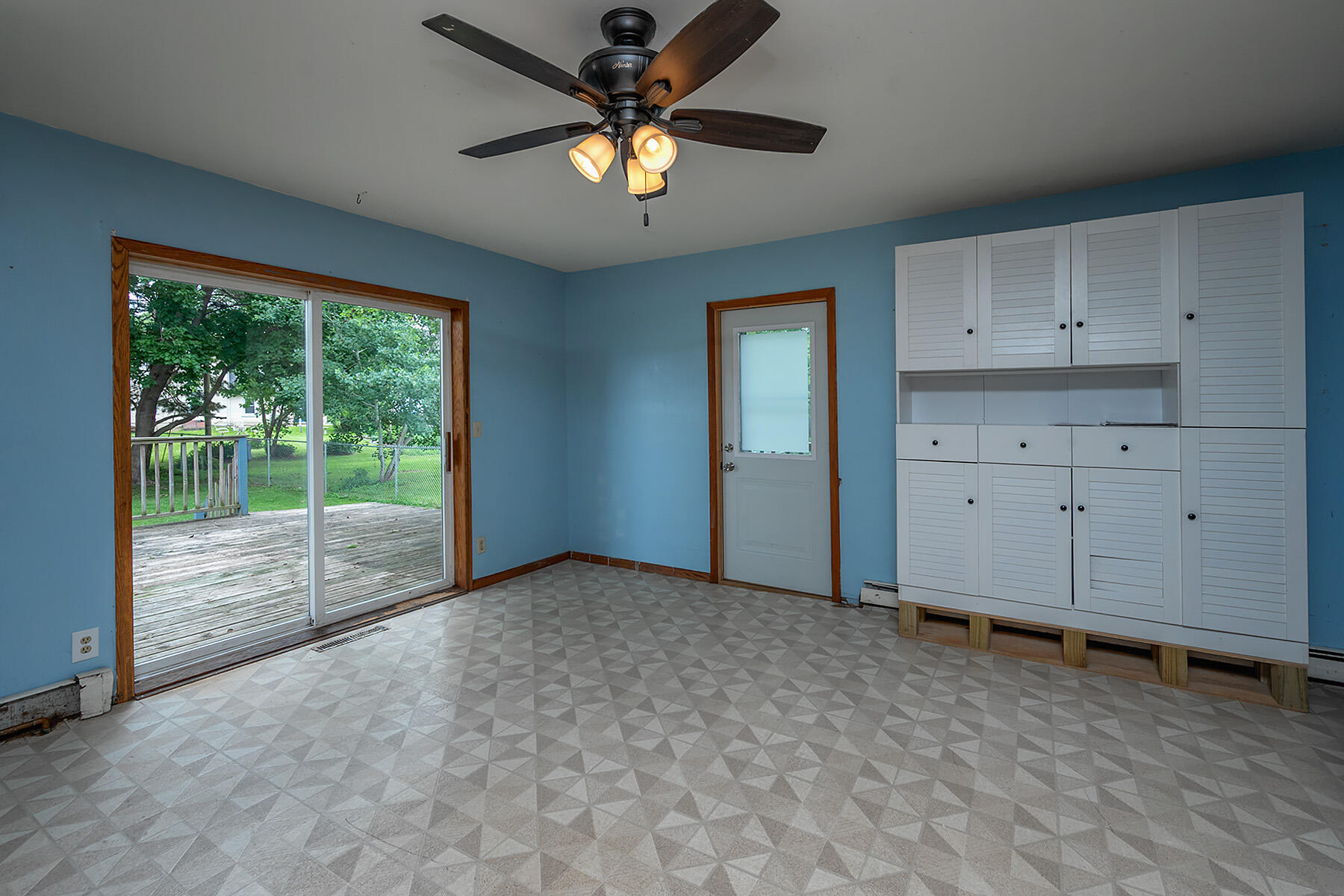 134 Corner Street Watertown, WI 53094 - Photo 16 of 41 Corner_014