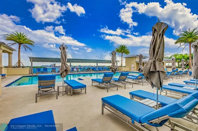 $5,000 | 2640 Lake Shore Drive, Unit 2211, Riviera Beach, FL 33404