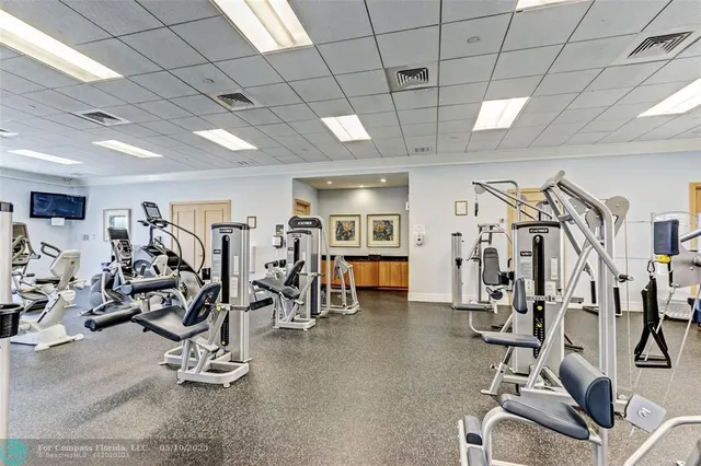 $5,000 | 2640 Lake Shore Drive, Unit 2211, Riviera Beach, FL 33404