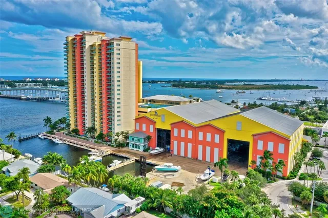 $5,000 | 2640 Lake Shore Drive, Unit 2211, Riviera Beach, FL 33404