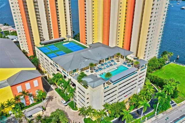 $5,000 | 2640 Lake Shore Drive, Unit 2211, Riviera Beach, FL 33404