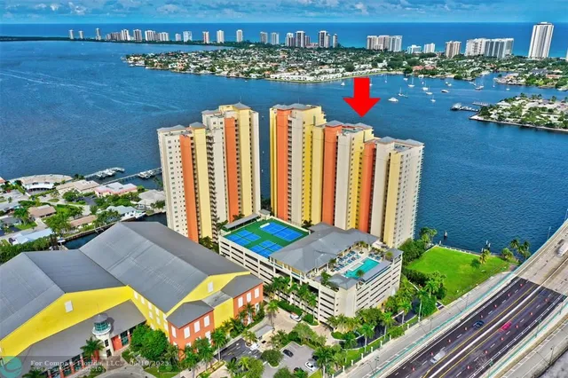 $5,000 | 2640 Lake Shore Drive, Unit 2211, Riviera Beach, FL 33404