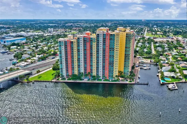 $5,000 | 2640 Lake Shore Drive, Unit 2211, Riviera Beach, FL 33404
