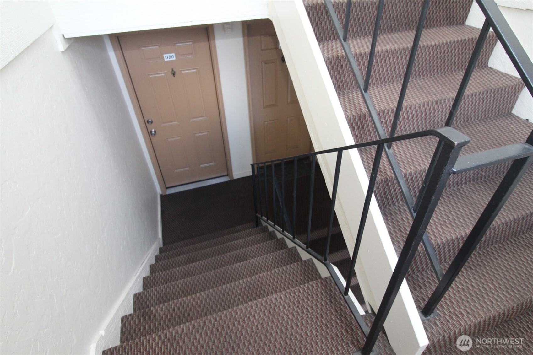 15210 Macadam Road South, Unit D304 Tukwila, WA 98188 - Photo 18 of 23 a view of entryway