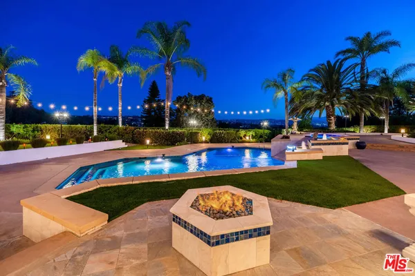 $4,220,000 | 13023 Aguamarina, San Diego, CA 92128