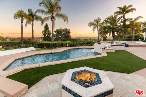 $4,220,000 | 13023 Aguamarina, San Diego, CA 92128