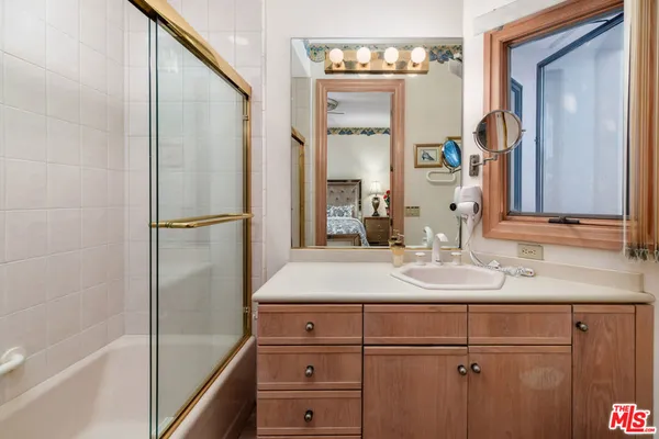 $4,220,000 | 13023 Aguamarina, San Diego, CA 92128