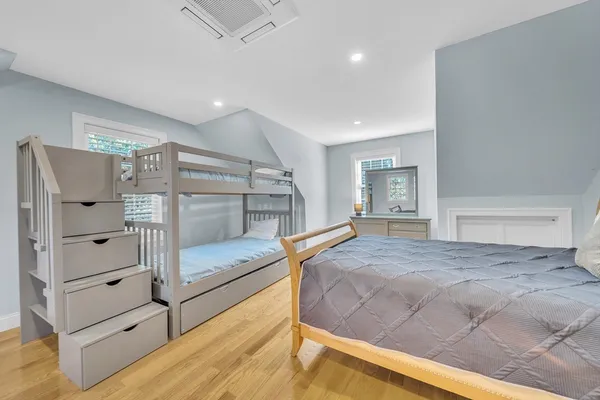 $1,199,000 | 35 Holbrook Avenue, Wellfleet, MA 02667