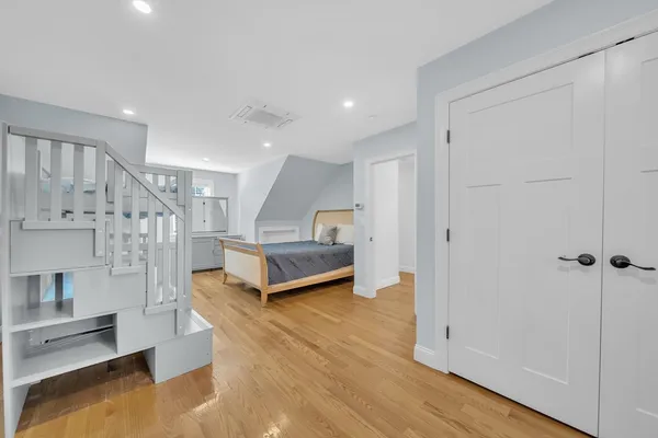 $1,199,000 | 35 Holbrook Avenue, Wellfleet, MA 02667