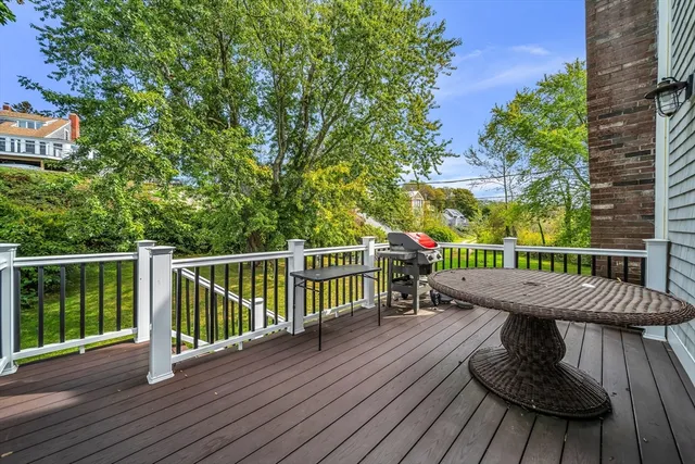 $1,203,500 | 35 Holbrook Avenue, Wellfleet, MA 02667