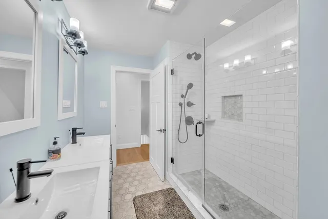 $1,203,500 | 35 Holbrook Avenue, Wellfleet, MA 02667