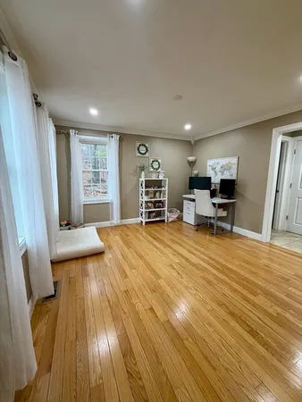 $879,900 | 680 Reservoir Street, Holden, MA 01520