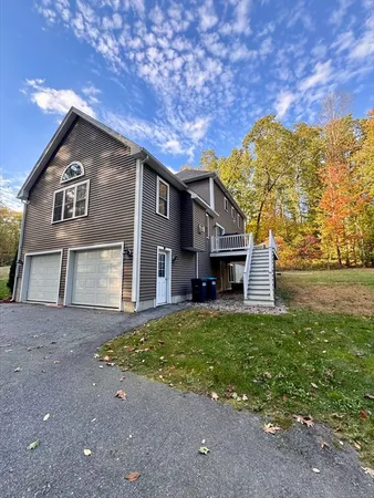 $879,900 | 680 Reservoir Street, Holden, MA 01520