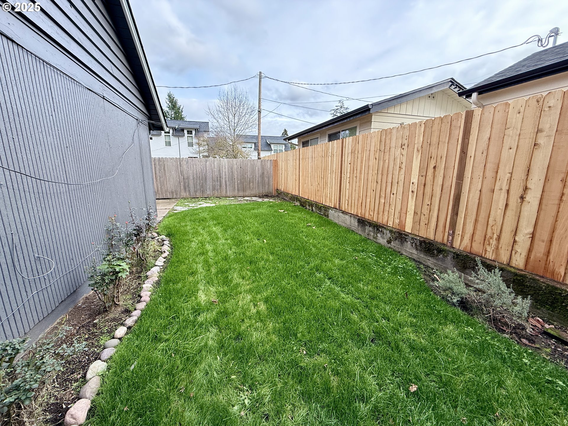 395 Fairway Loop Eugene, OR 97401 - Photo 37 of 37 a view of a backyard with pathway