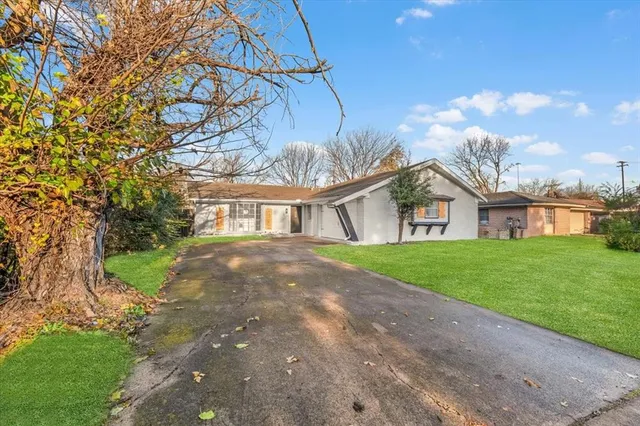 $269,000 | 5107 Clubview Drive, Dallas, TX 75232