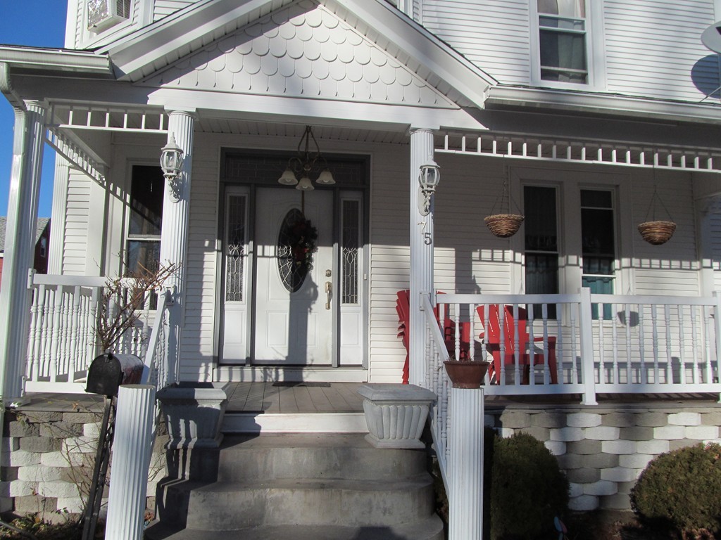 75 Harvard Street Springfield, MA 01109 - Photo 2 of 29 Gallery Image 2