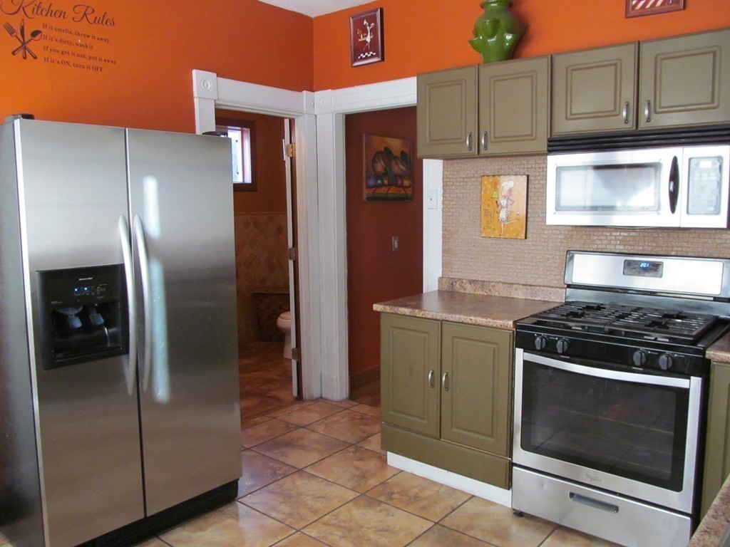 75 Harvard Street Springfield, MA 01109 - Photo 9 of 29 Gallery Image 9