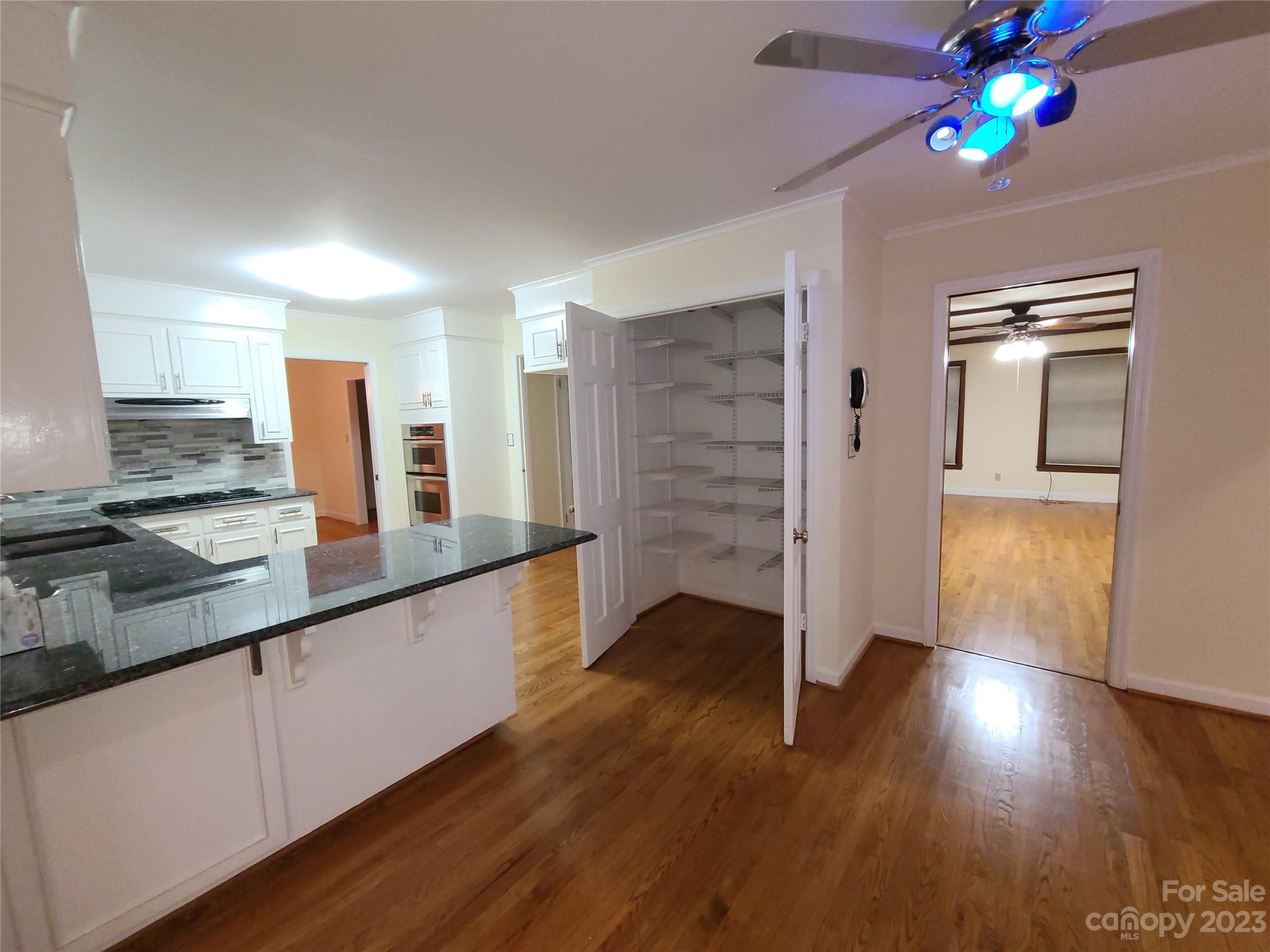7009 Rothmore Street Charlotte, NC 28215 - Photo 14 of 38 Gallery Image 14