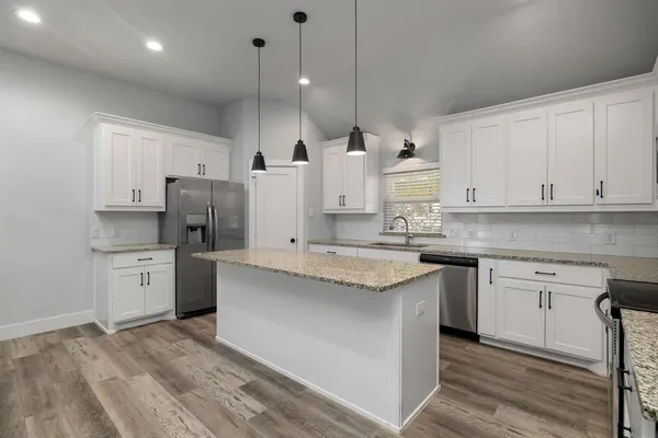 $2,475 | 400 Leuty Avenue, Justin, TX 76247