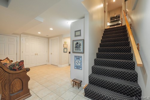 7720 Kenmore Circle Richmond, VA 23225 - Photo 32 of 48 a view of entryway and hall