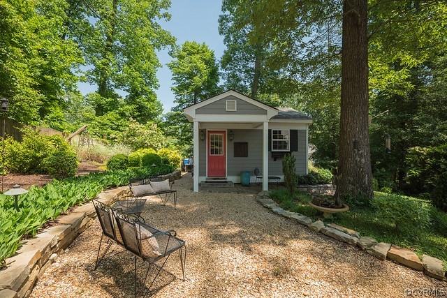 7720 Kenmore Circle Richmond, VA 23225 - Photo 41 of 48 a front view of a house with garden