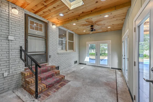 $395,975 | 212 Lenwood Drive, Summerville, SC 29485