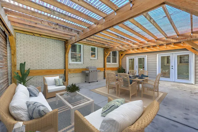 $395,975 | 212 Lenwood Drive, Summerville, SC 29485