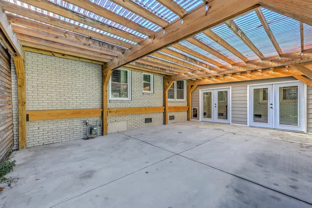 $395,975 | 212 Lenwood Drive, Summerville, SC 29485