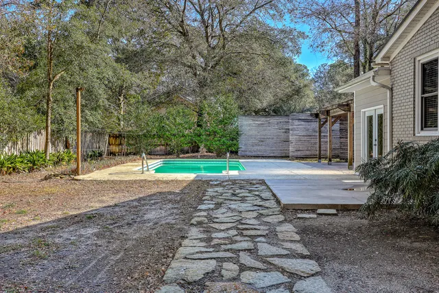 $395,975 | 212 Lenwood Drive, Summerville, SC 29485