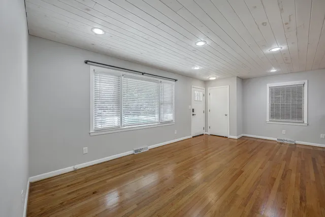 $395,975 | 212 Lenwood Drive, Summerville, SC 29485