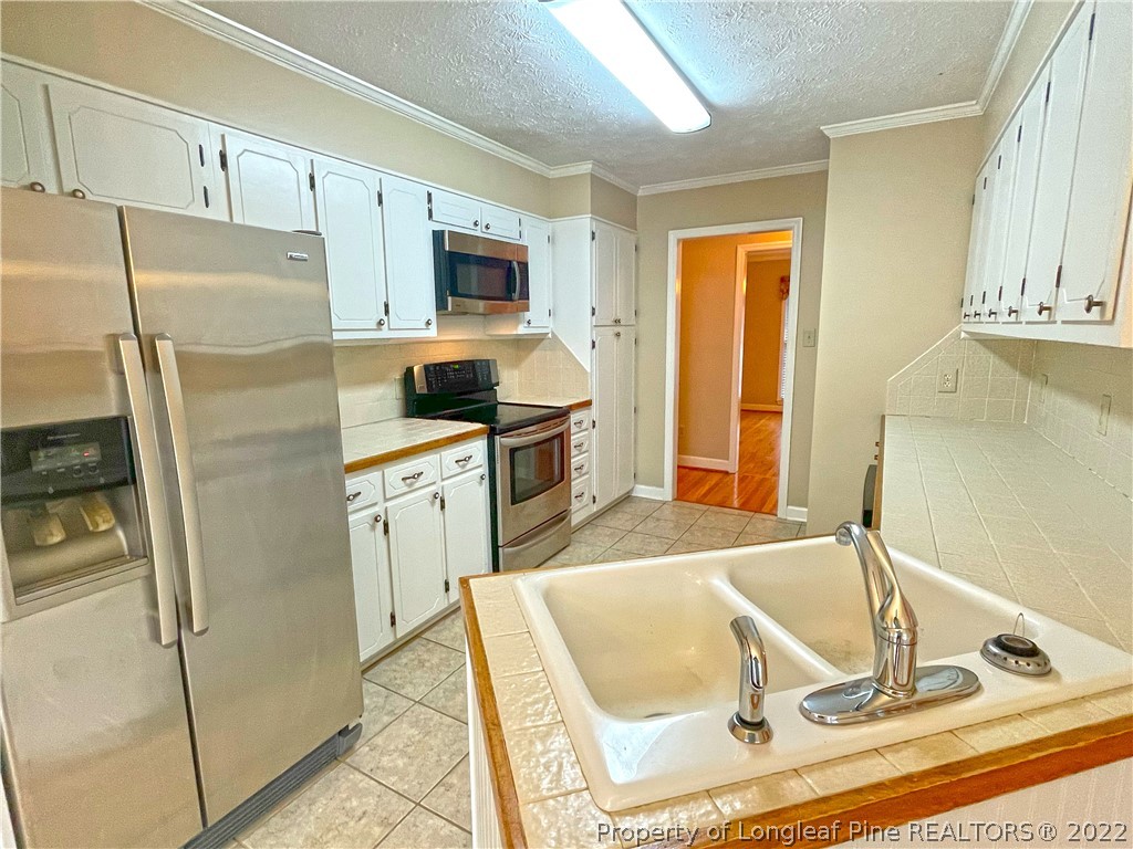 503 Duart Road Lumberton, NC 28358 - Photo 8 of 36 Gallery Image 8
