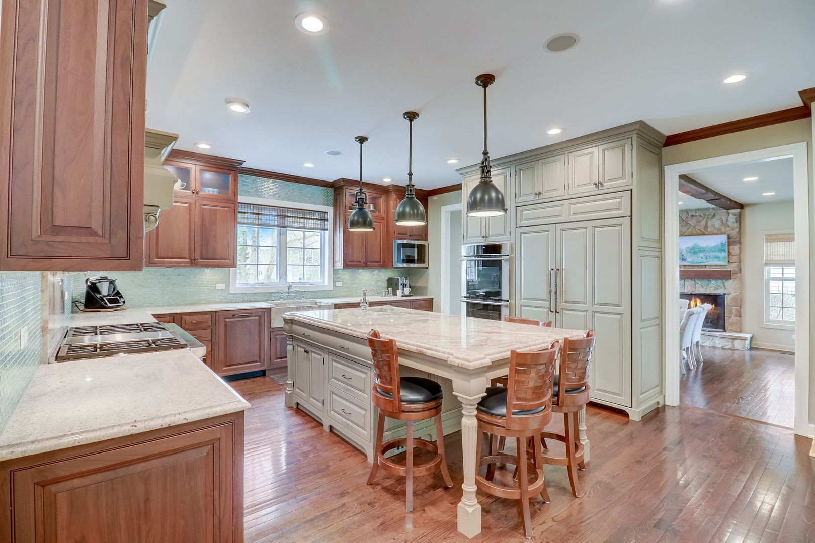 1424 Braxton Road Libertyville, IL 60048 - Photo 11 of 77 Gallery Image 11
