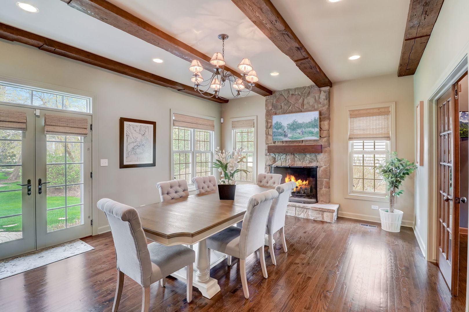 1424 Braxton Road Libertyville, IL 60048 - Photo 18 of 77 Gallery Image 18