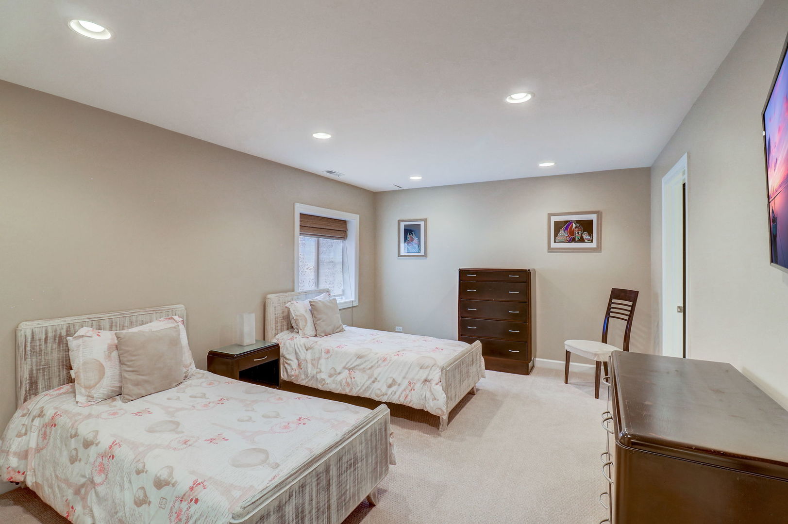 1424 Braxton Road Libertyville, IL 60048 - Photo 53 of 77 Gallery Image 53